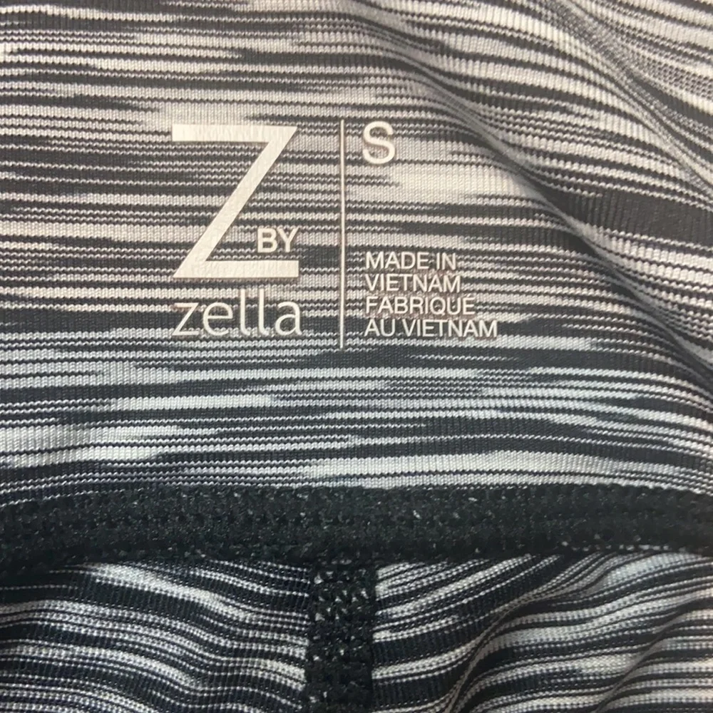 Z by Zella Black and gray leggings - Picture 11 of 11